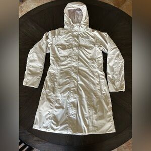 The North Face Women's Cream Goose Down Hyvent Parka Jacket